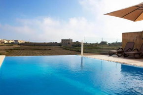 Kenn Gozitan villa and pool - Happy Rentals